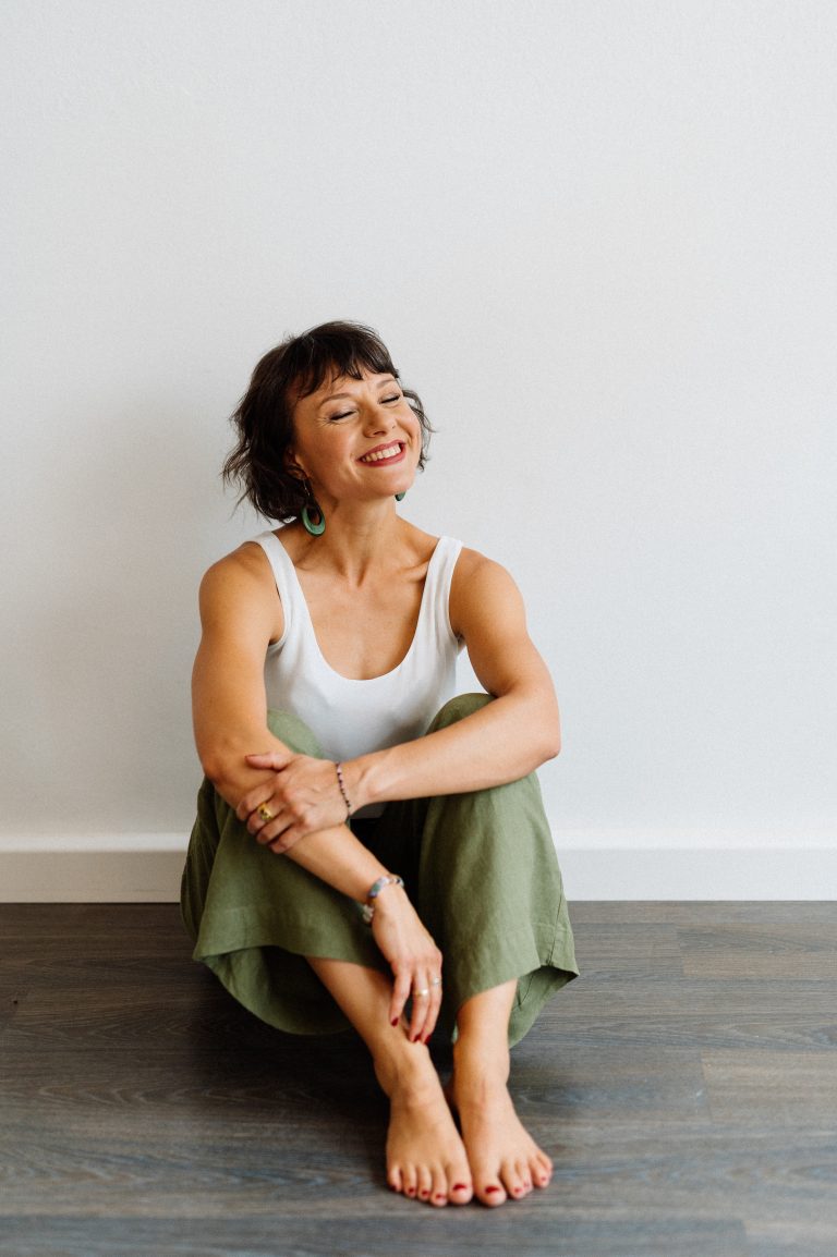 Business-Portrait einer selbstständigen Frau für einen professionellen Markenauftritt in Erlangen und Nürnberg.